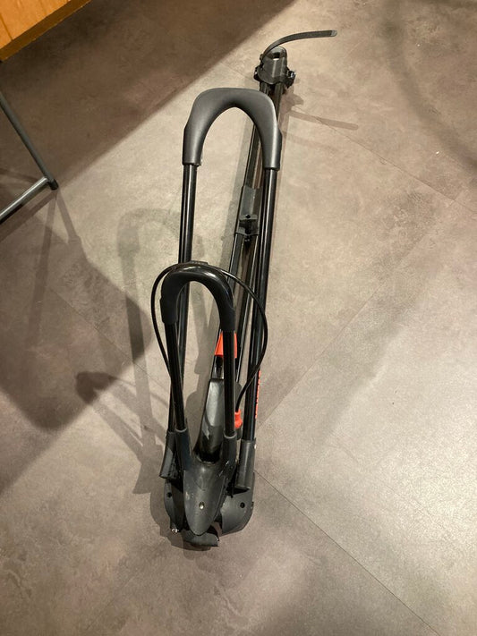 Yakima HighRoad Rooftop Single Bike Rack, Black (no key)