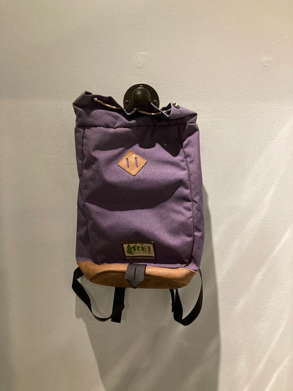 REI Ruckpack, Purple