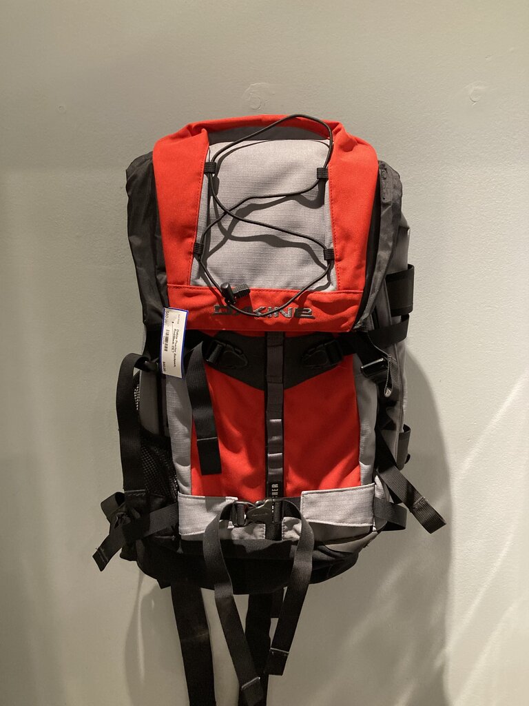 Dakine Poacher Backpack, Red/Black, 23L?
