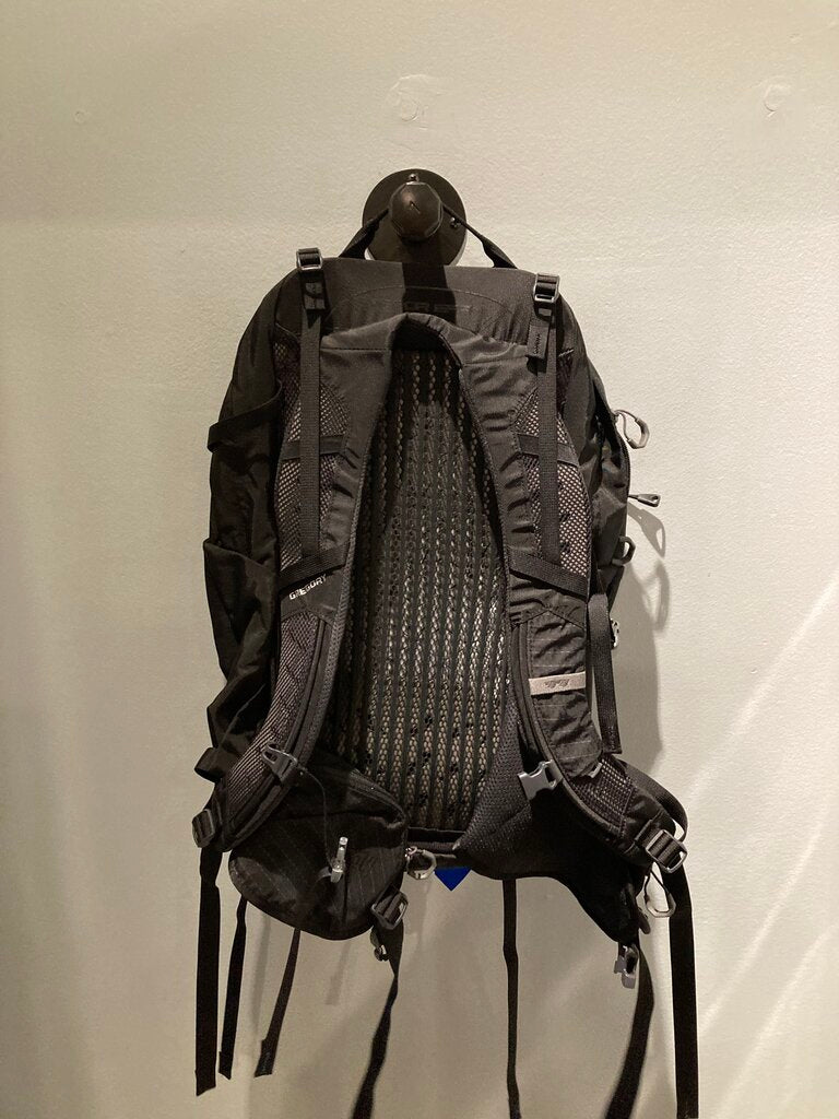 Gregory Salvo 28 Backpack, Black