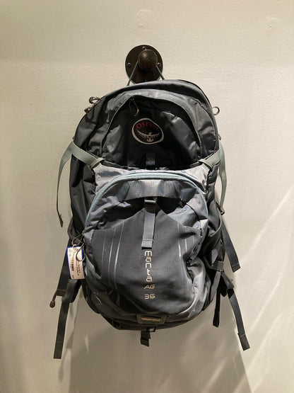 Osprey Manta AG 36 Backpack, Grey/Blue, S/M