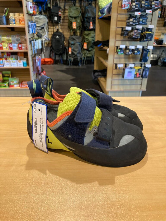 Evolv Shakra Climbing Shoes, Navy/Yellow/Orange, 36