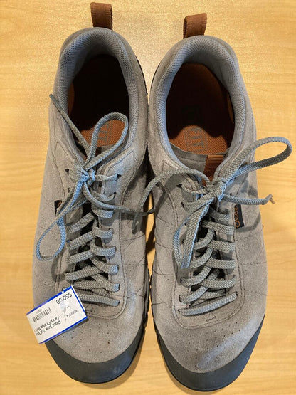 Oboz Low Trail Shoes, Grey/Orange, Men's 11