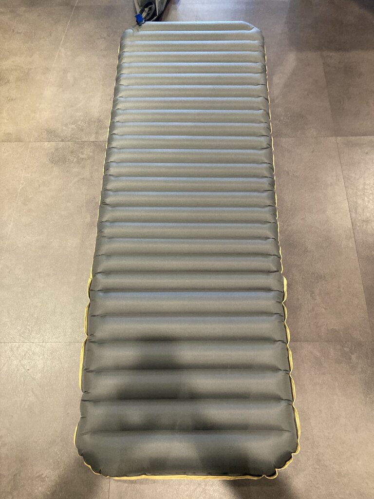 (NWT) Klymit Klymaloft XL Inflatable Sleeping Pad, Grey