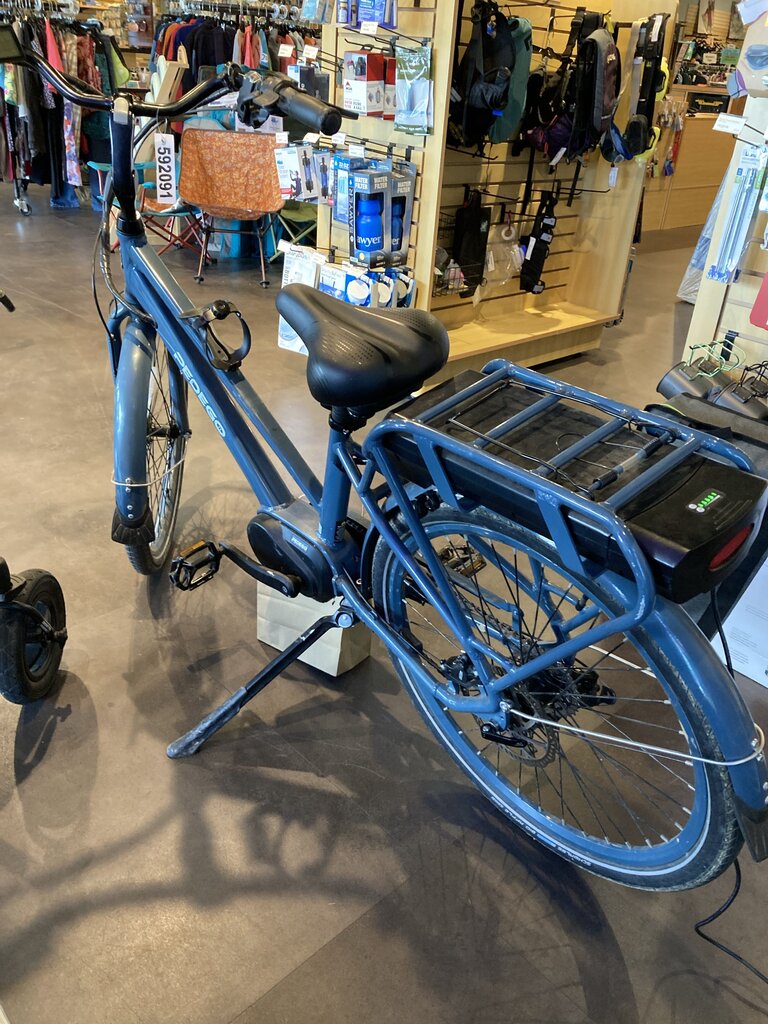 Pedego 2 City Commuter Ebike, Blue, 16" Frame, 26" Wheels