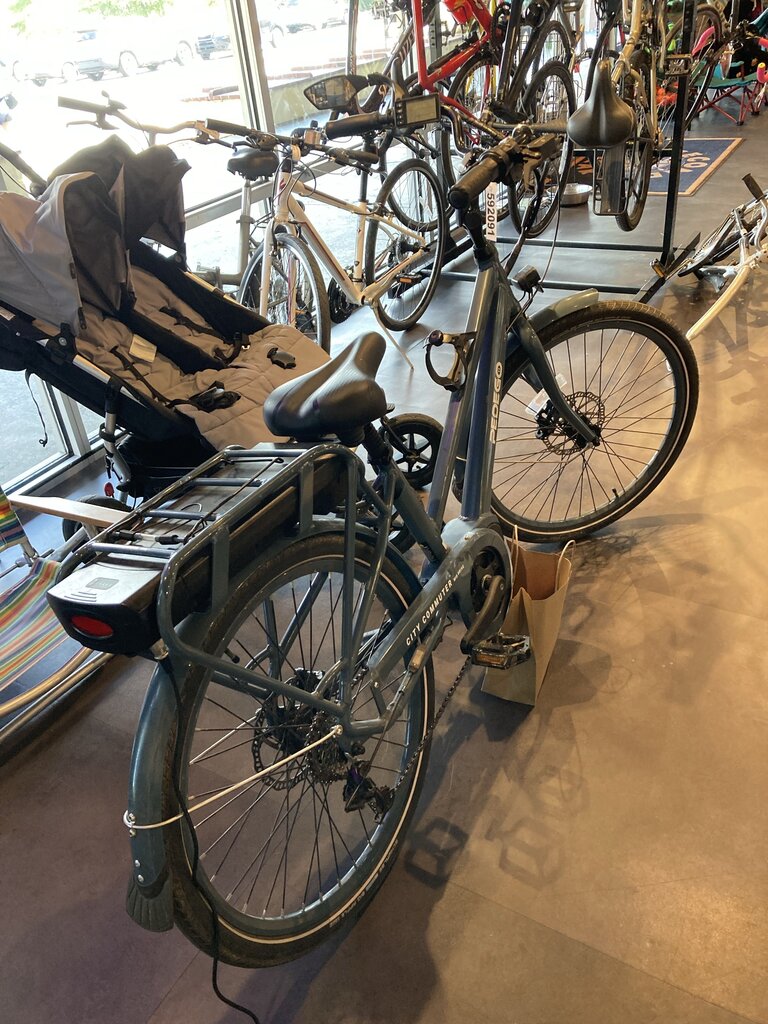 Pedego 2 City Commuter Ebike, Blue, 16" Frame, 26" Wheels