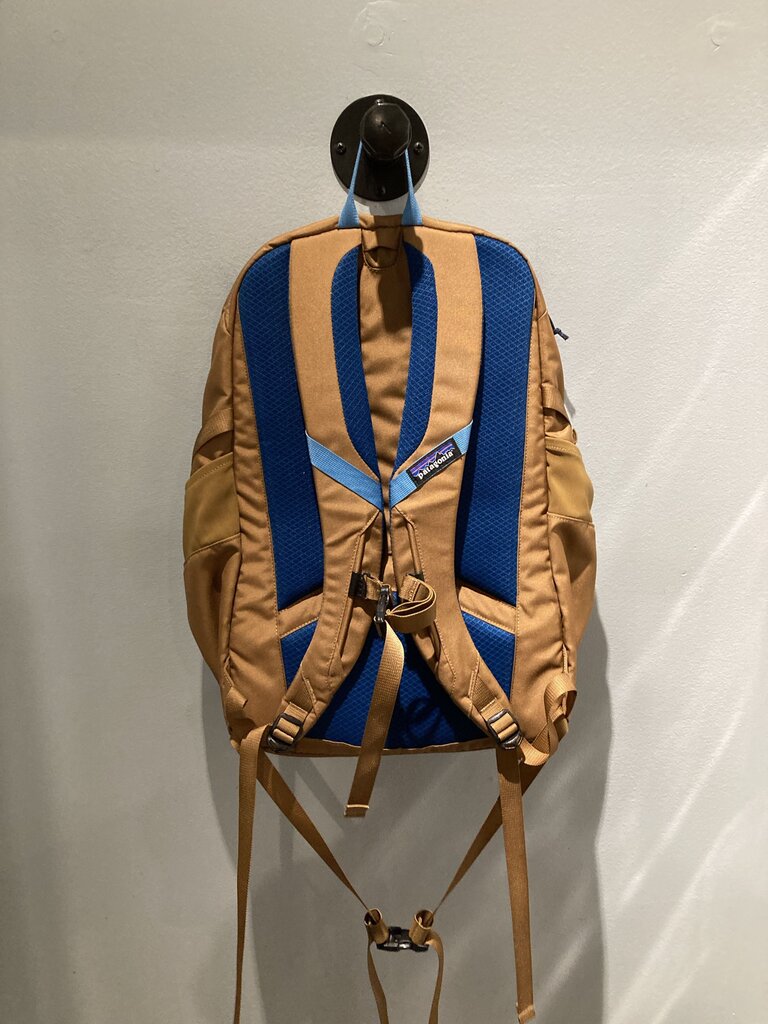 Patagonia Chacabuco Pack, Brown/Blue, 30L