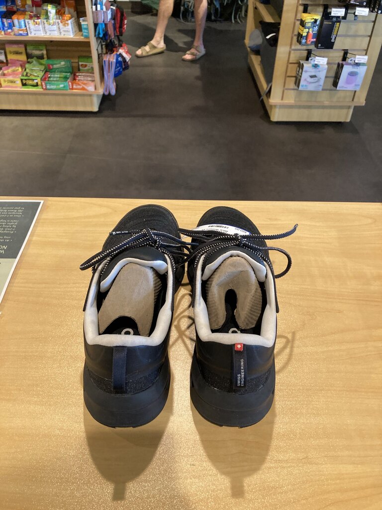 On Cloud Low Running Shoes, Black, Women's 9.5
