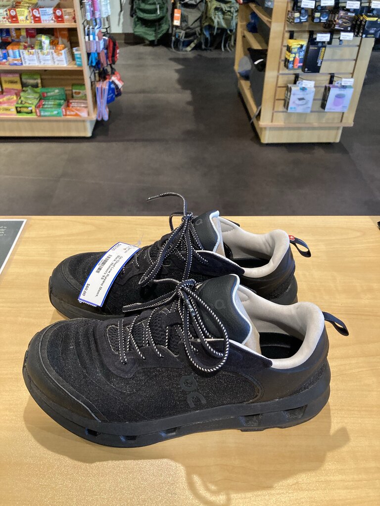 On Cloud Low Running Shoes, Black, Women's 9.5