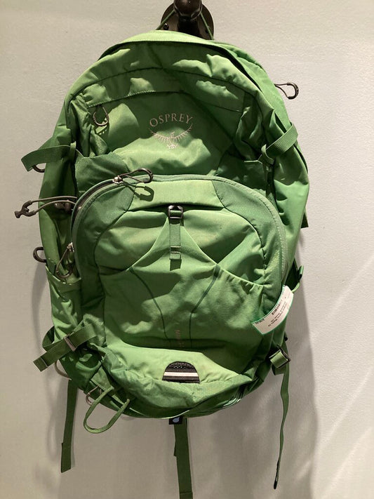 (Stains) Osprey Manta 34 Backpack, Green, OS