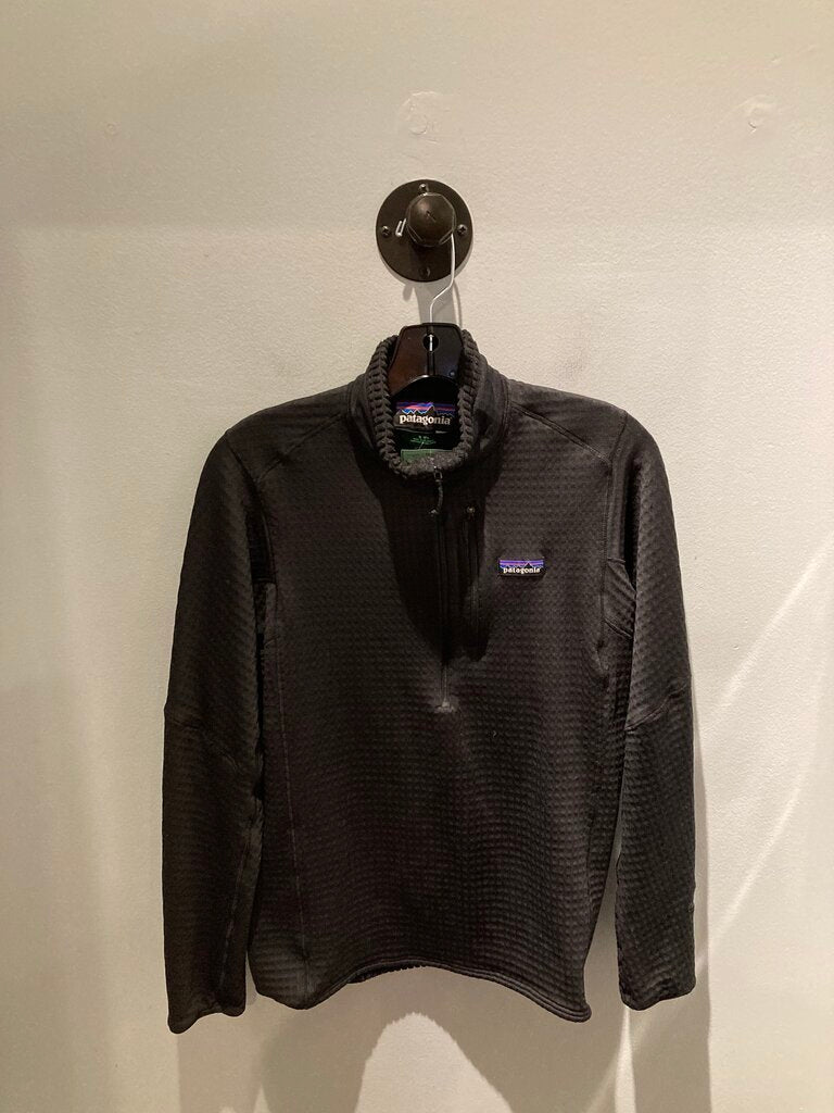 Patagonia 1/2 Zip LS Grid Fleece, Black, Men's S