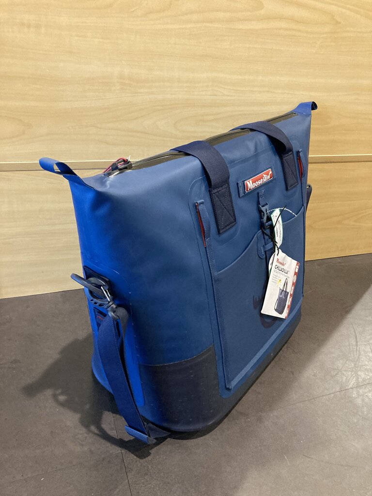 Moosejaw Chilladilla 42 Can Soft Cooler Tote, Blue