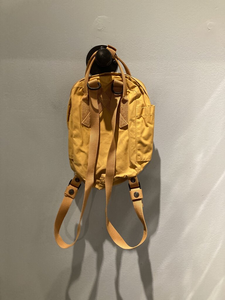 (Stains) Fjallraven Kanken Mini, Yellow, OS