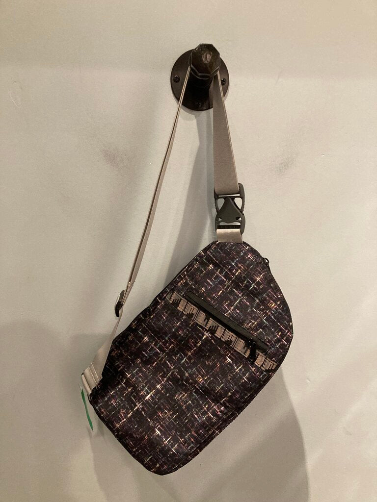 Kavu Crossbody Bag, Black/Green, OS