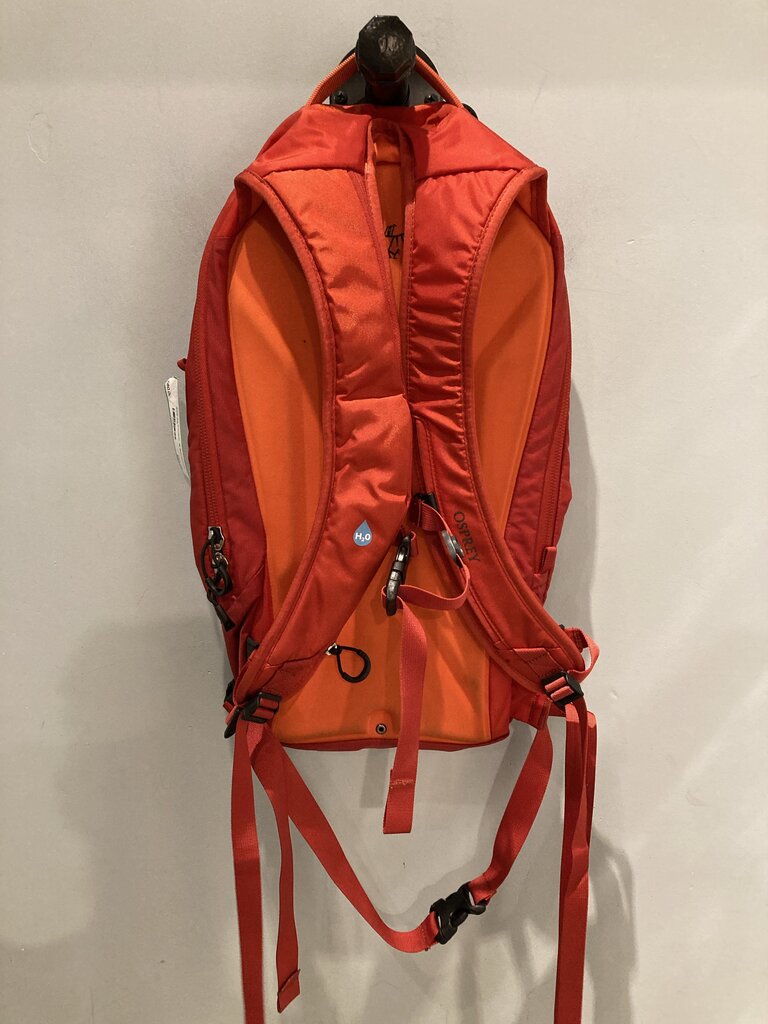 Osprey Kamber 16 Backpack, Red, OS