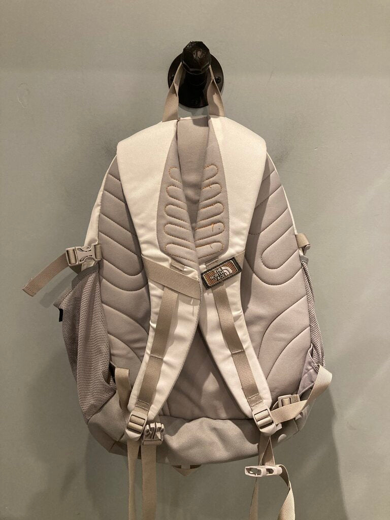 The North Face Wasatch Backpack, White/Grey, 35L
