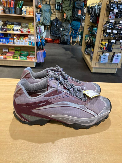 The North Face GTX Low Hiker, Grey/Maroon, Women's 8.5