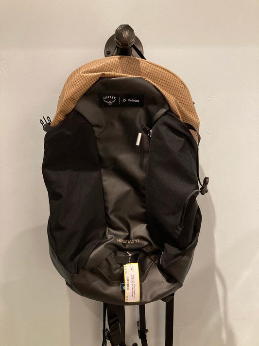 Osprey X Helinox Hikelite LT 22 Backpack, Black/Brown