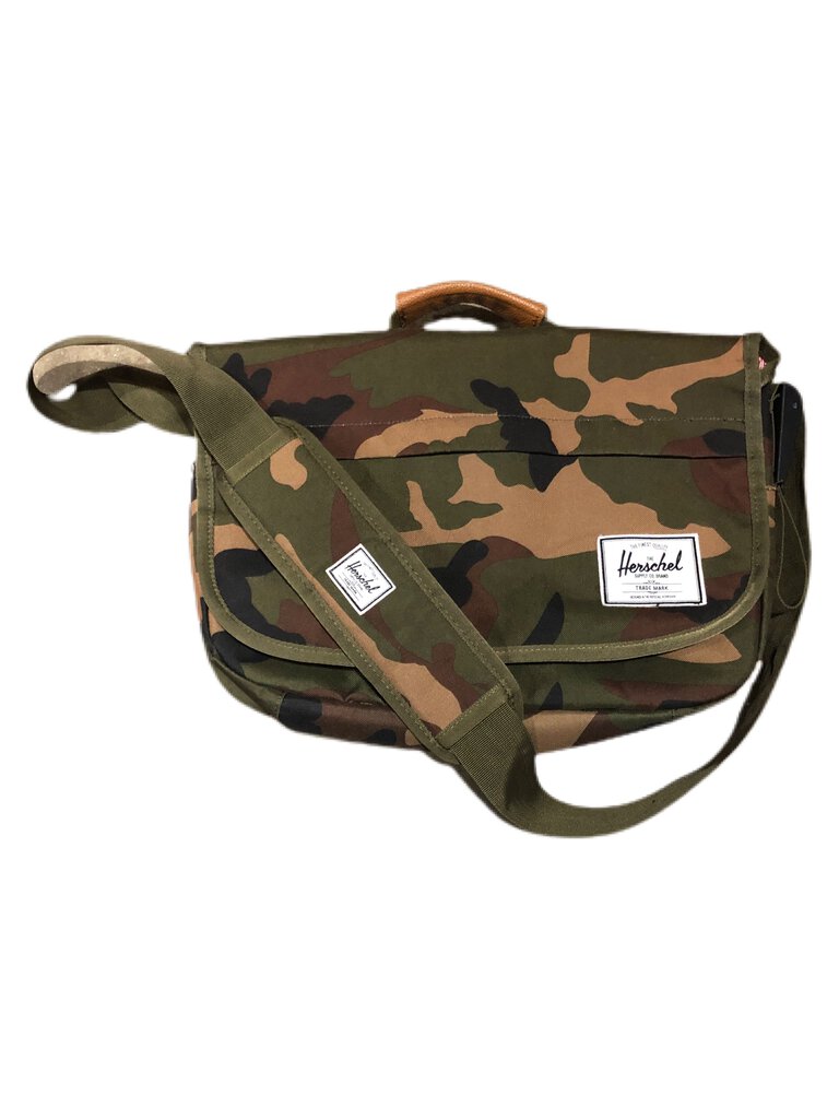 Herschel Camo Messenger Bag