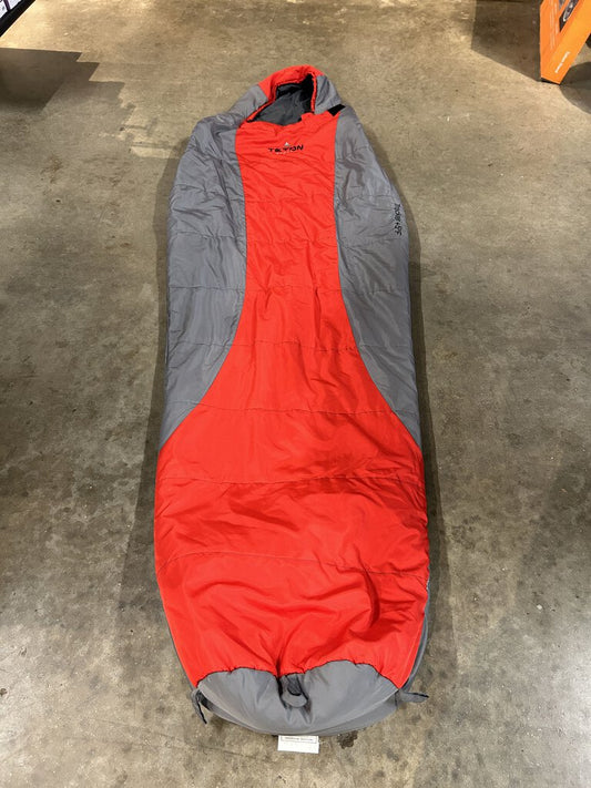 Teton Sports Tracker +5 F Sleeping Bag, Red/Grey