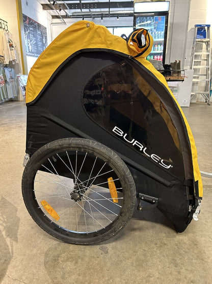 Burley Bee Bike Trailer, Yellow/Black