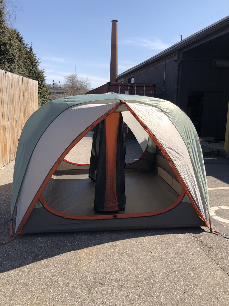 rei kingdom 6 tent REI Hobitat W/Gear Garage, Green, 6 Person – Second Gear WNC